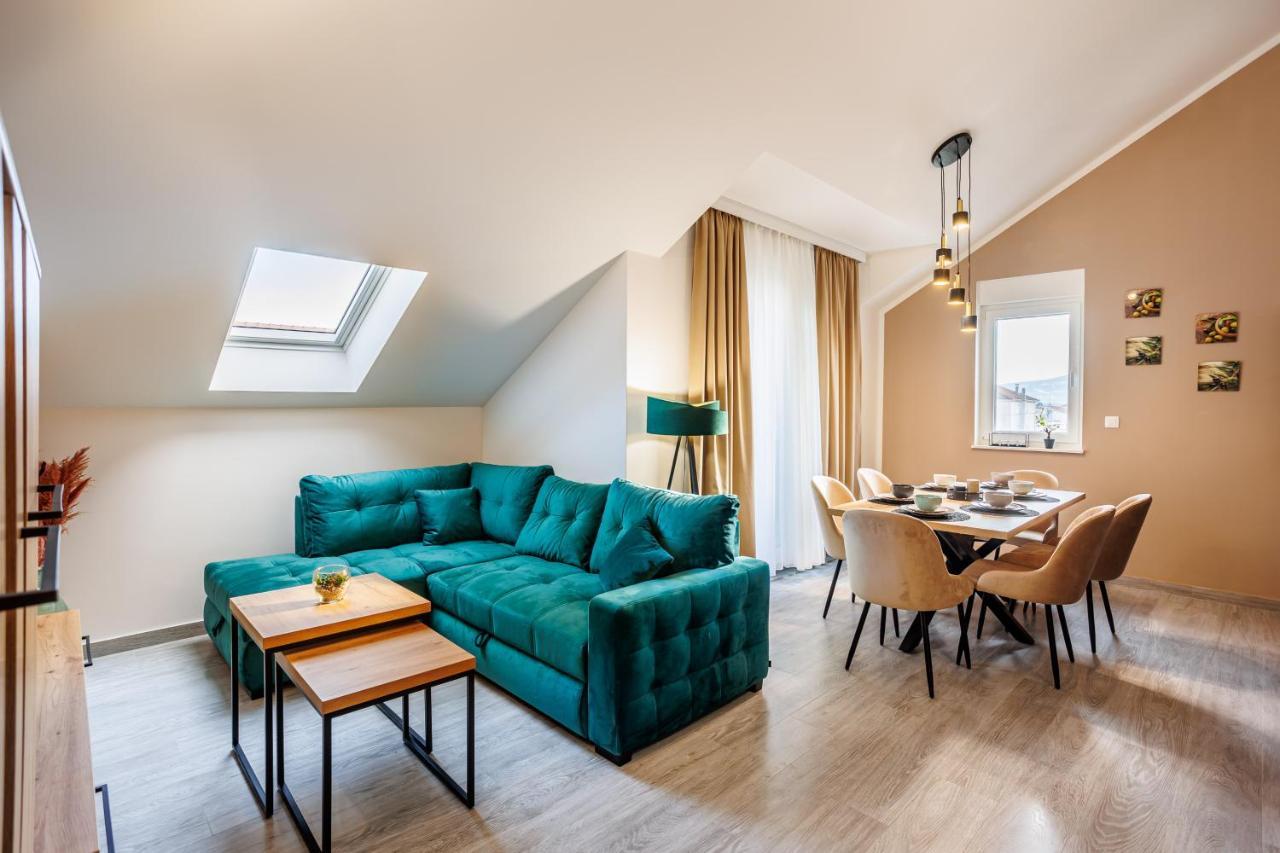 Tanita Apartment